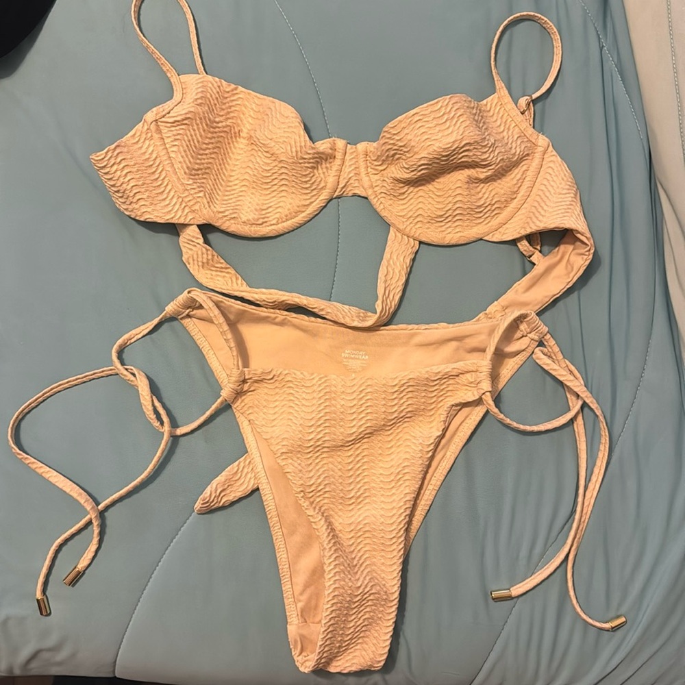 monday swimwear bikini. size small, never worn